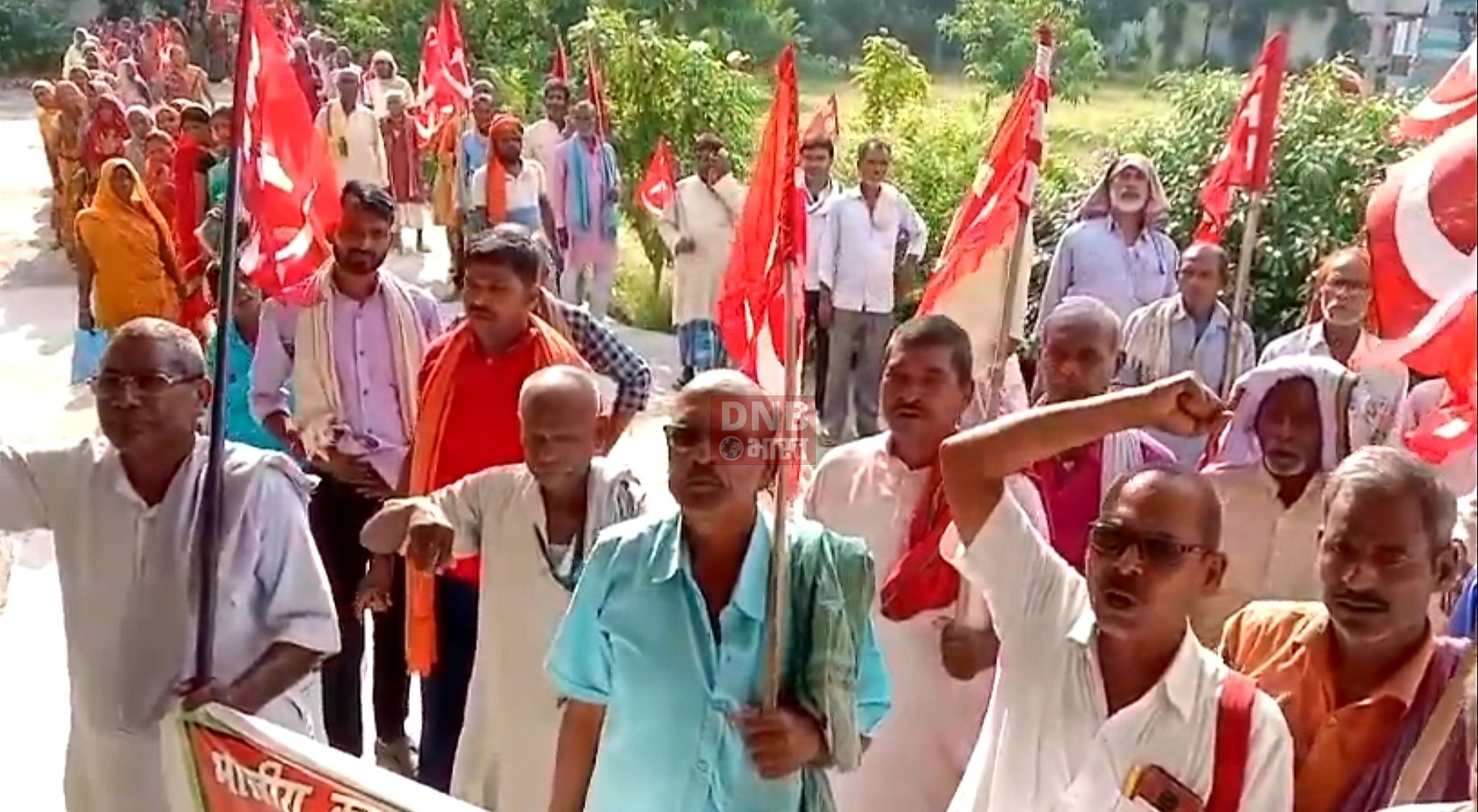 खगड़िया में पर्चा नही तो होगा बड़ा आंदोलन,सीपीआई नेता ने पदाधिकारियों के खिलाफ प्रदर्शन कर जमकर किया नारेबाजी 3