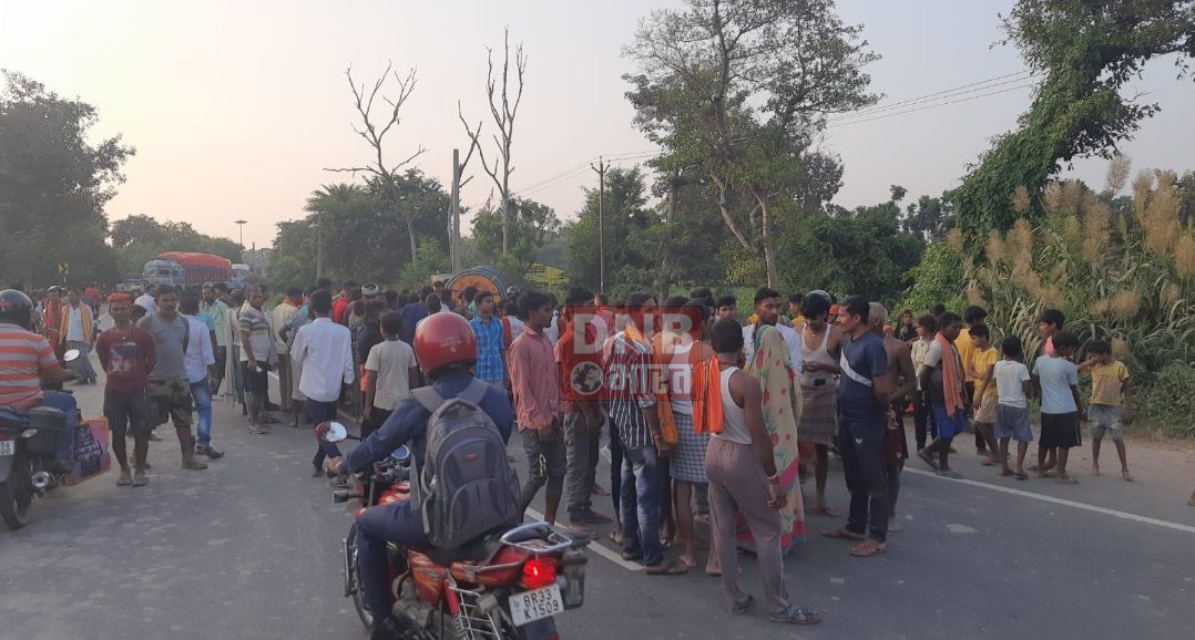 सेफ्टी टैंक ने मोटरसाइकिल सवार को कुचला, एक कि मौत दूसरा घायल 2
