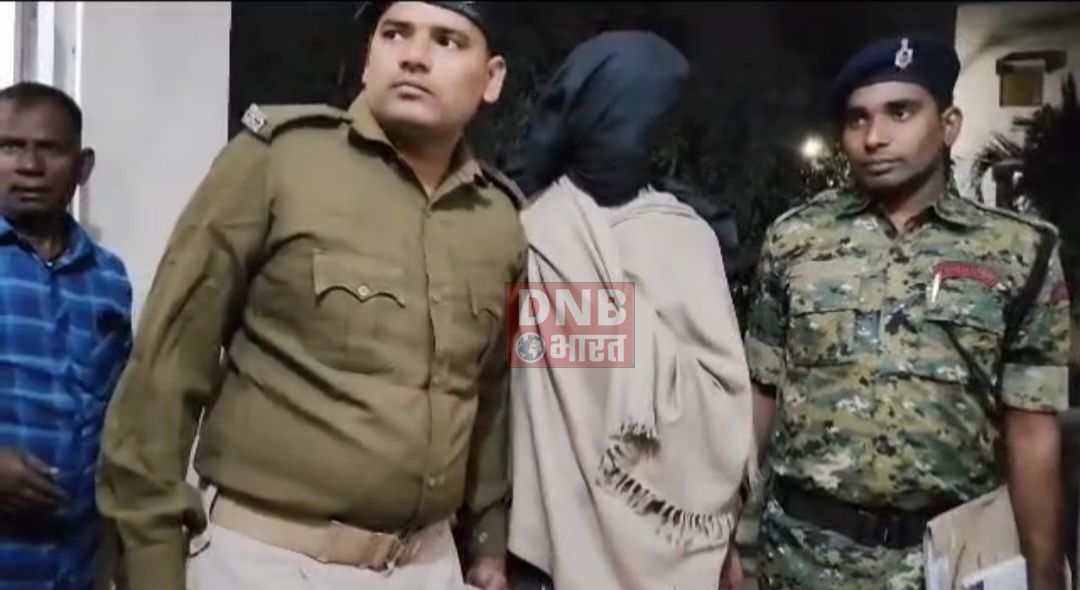 बेगूसराय पुलिस ने एटीएम बदकर साईबर ठगी करने वाला शातिर साईबर अपराधी को किया गिरफ्तार 2