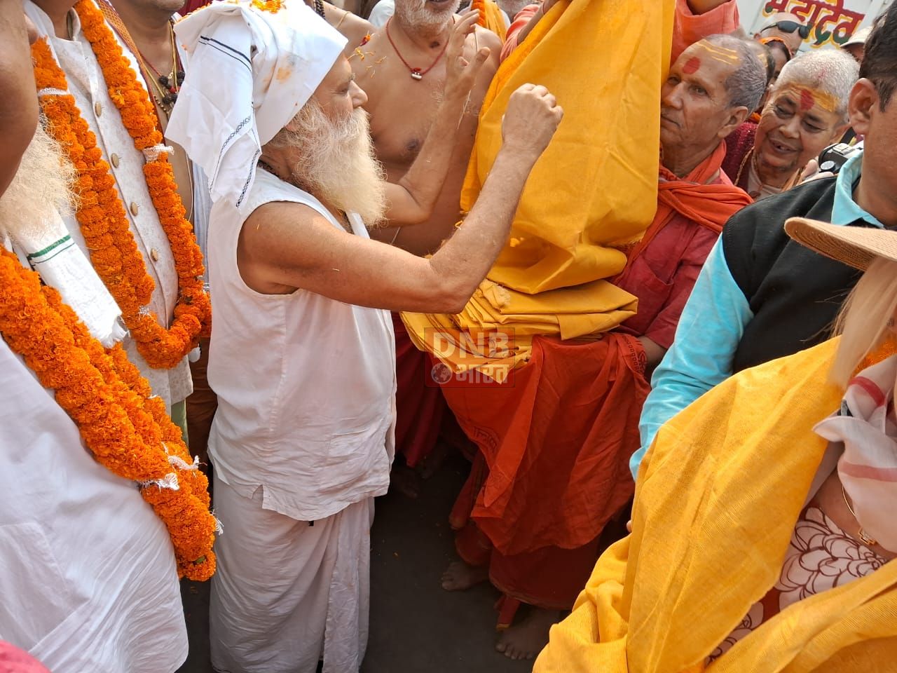 भारत देश धर्म और आध्यात्म का केंद्र है, यहां आकर काफी अच्छा लगा- विदेशी शैलानी 2
