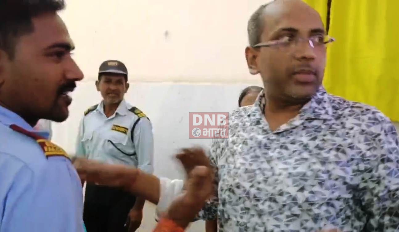 नालंदा : मूविंग स्टूल के सहारे चल रहा है आईएसओ प्रमाणित बिहार शरीफ सदर अस्पताल, मरीज को स्ट्रेचर की जगह मूविंग स्टूल होता है नसीब,कवरेज करने पर मीडियाकर्मियों से उलझते है स्वास्थ्यकर्मी 2