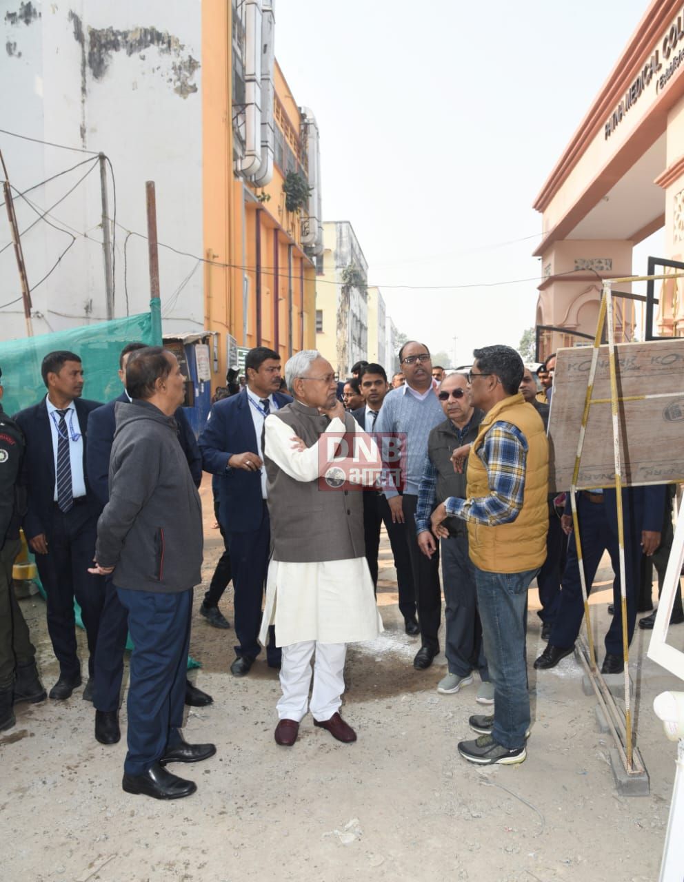 पीएमसीएच में निर्माण कार्य और अशोक राजपथ पर डबल डेकर पुल का सीएम ने किया निरीक्षण, कहा... 3