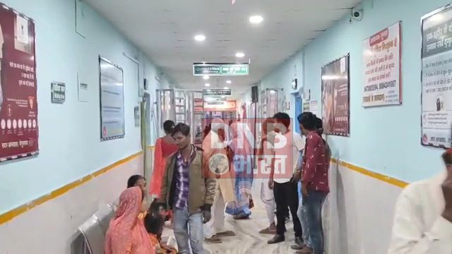 बेगूसराय के सदर अस्पताल प्रबंधन पर बच्चा अदला-बदली का आरोप लगाकर लोगों ने किया जमकर हंगामा,प्रसूता का आरोप है उनके लड़के को बदलकर लड़की थमा दिया 5