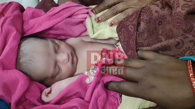 बेगूसराय के सदर अस्पताल प्रबंधन पर बच्चा अदला-बदली का आरोप लगाकर लोगों ने किया जमकर हंगामा,प्रसूता का आरोप है उनके लड़के को बदलकर लड़की थमा दिया 7