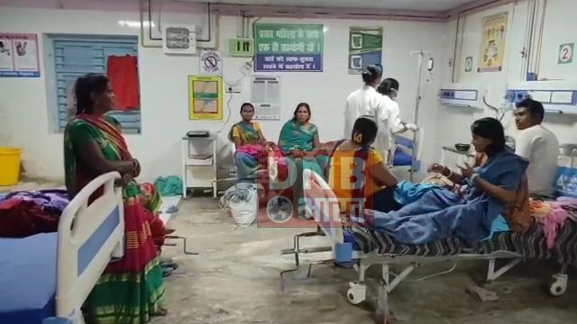 बेगूसराय के सदर अस्पताल प्रबंधन पर बच्चा अदला-बदली का आरोप लगाकर लोगों ने किया जमकर हंगामा,प्रसूता का आरोप है उनके लड़के को बदलकर लड़की थमा दिया 3