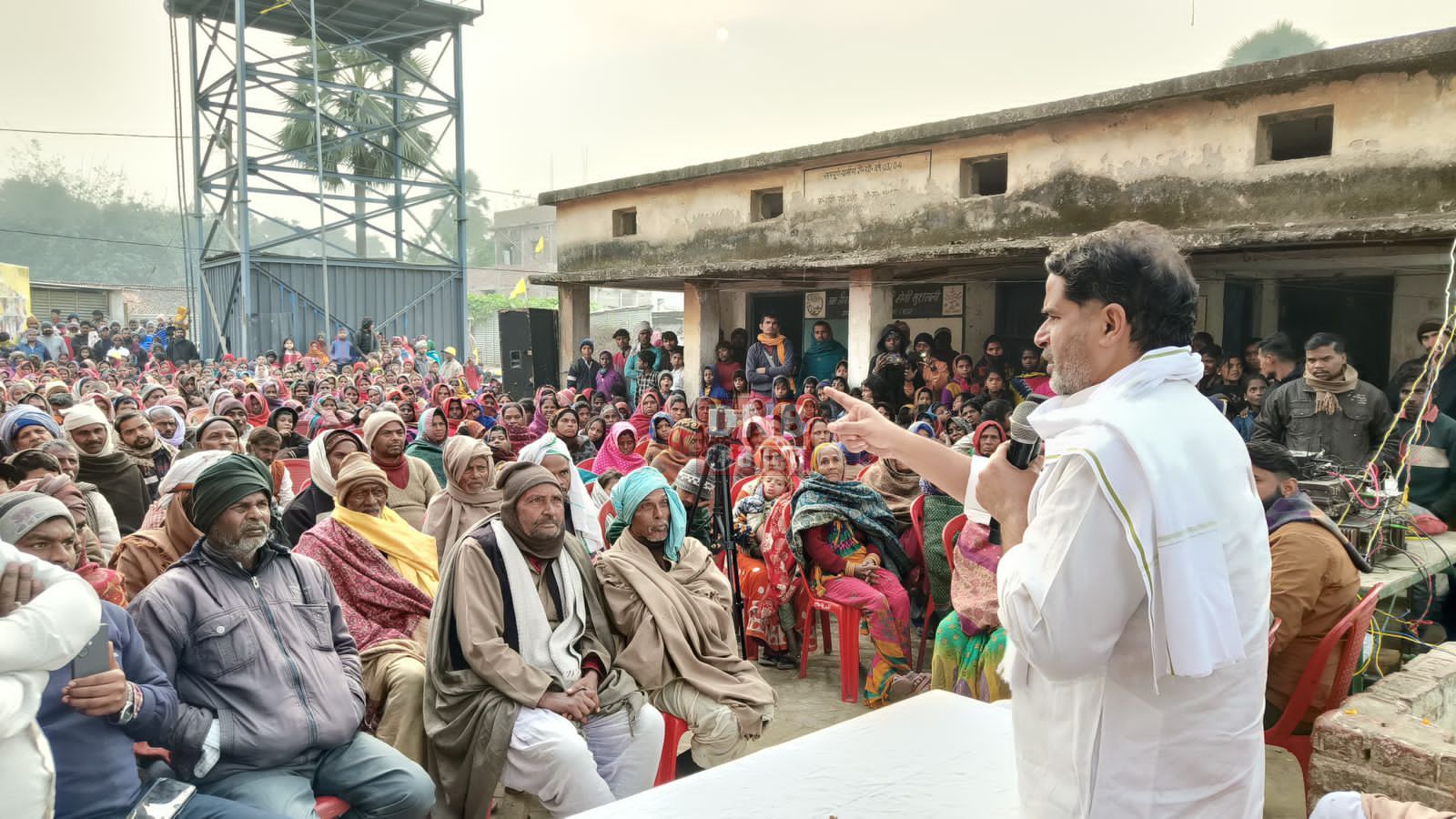 शिक्षक नियुक्ति पर पीके ने उठाया सवाल, कहा 'फर्जी डाटा दिखा रहे चाचा भतीजा' 2