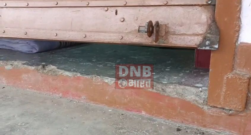 खगड़िया: चौथम थाना के महज 300 मीटर के दूरी पर ज्वेलर्स दुकान में लाखो रुपये की जेवरात की चोरी 3