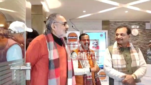 बंगाल में किम जोंग की तरह तानाशाही सरकार चल रही है और ममता बनर्जी बंगाल को इस्लामीक स्टेट बनाने में जुट चुकी है - गिरिराज सिंह 5