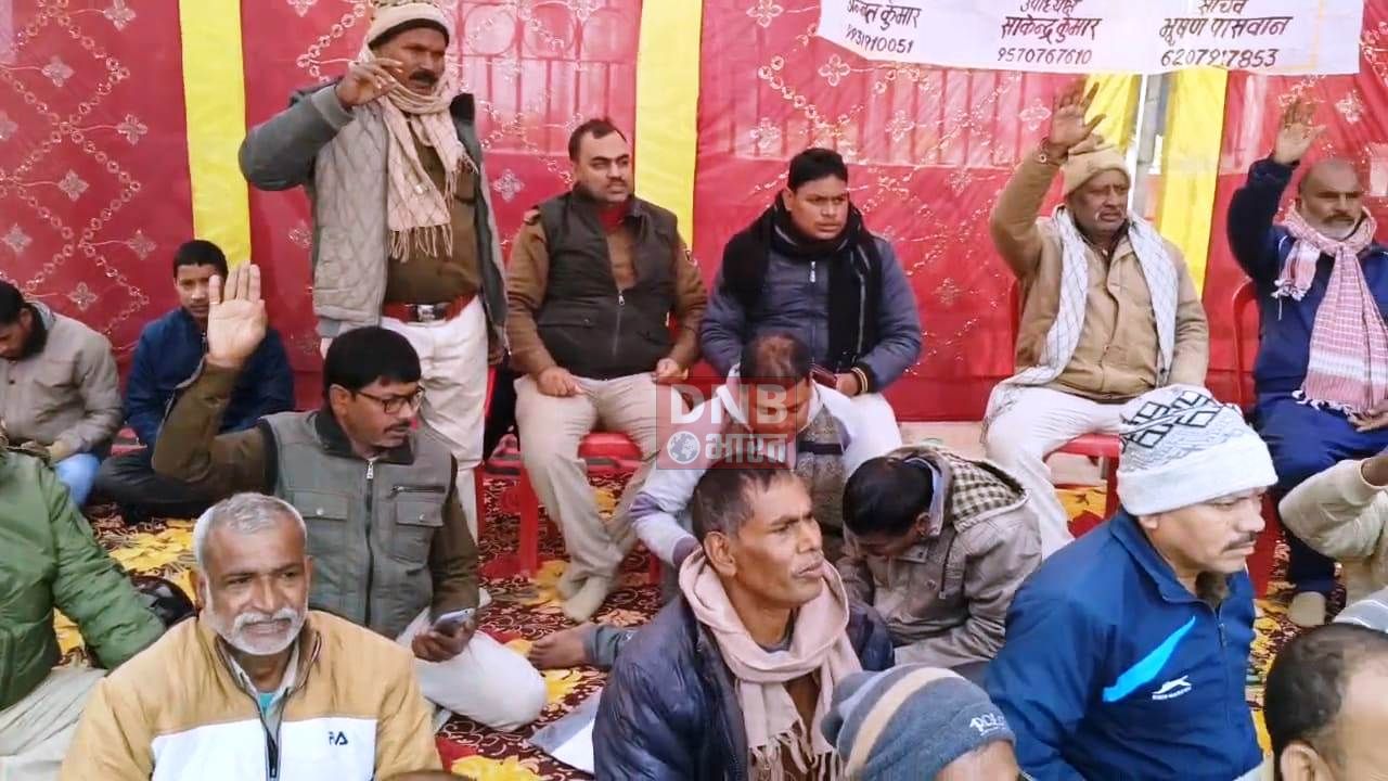 चौकीदार/दफादार ने दिया एकदिवसीय धरना:डाक, बैंक, कैदी एस्कॉर्ट ड्यूटी नहीं लेने की मांग, कहा- 34 वर्ष बीत जाने के बाद भी नहीं मिला प्रमोशन 3
