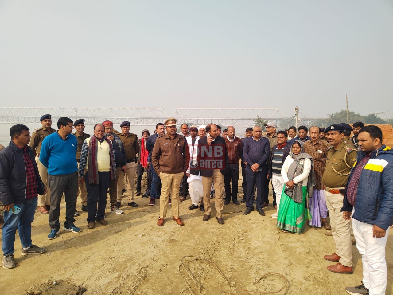  बेगूसराय डीएम एवं एसपी ने सिमरिया धाम में रिवर फ्रंट निर्माण कार्य का किया निरीक्षण 3