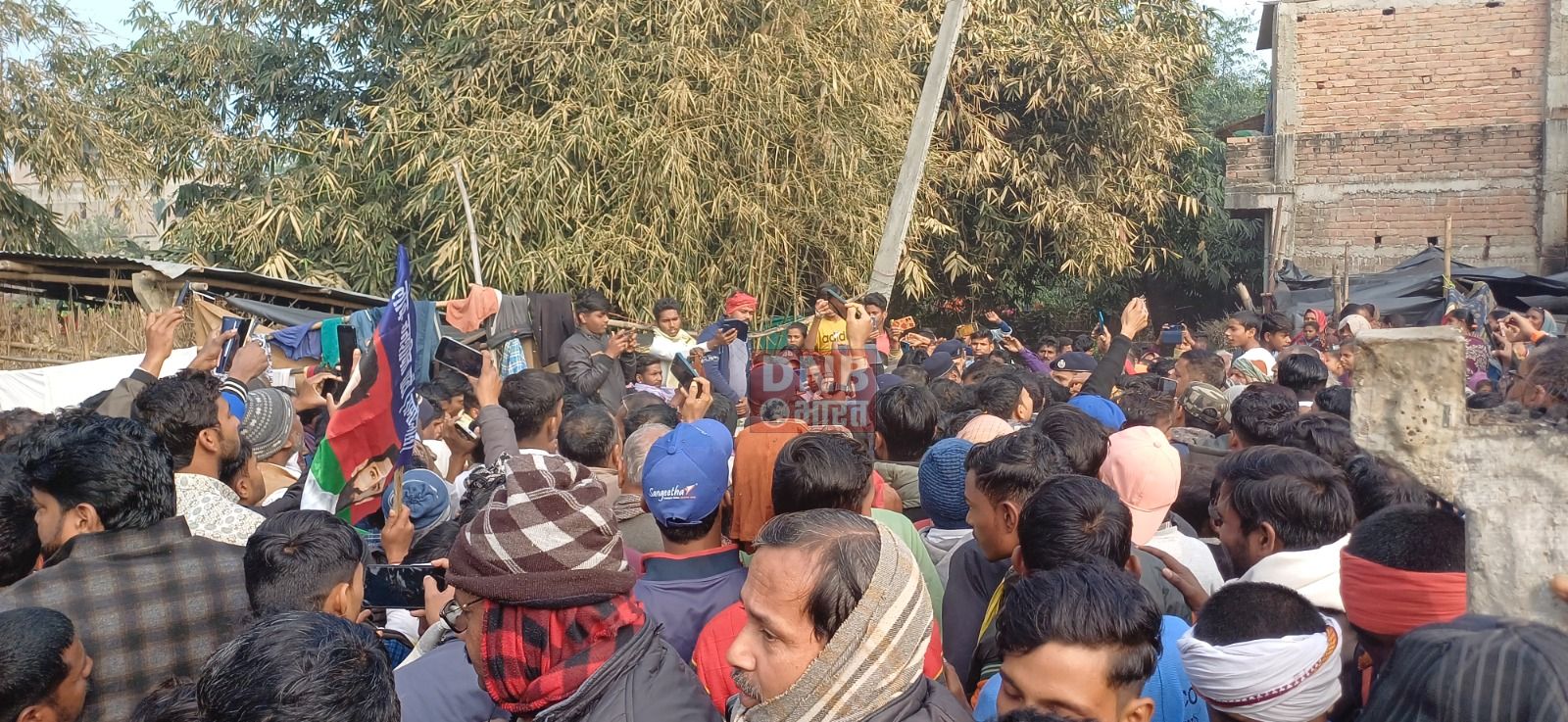 बिहार में भी सीट बंटवारे को लेकर खिंचातानी शुरू है। ऐसे में यह कयास लगाया जा सकता हैं की इंडि गठबंधन कितने दिन चल पाएगी:-चिराग पासवान 3
