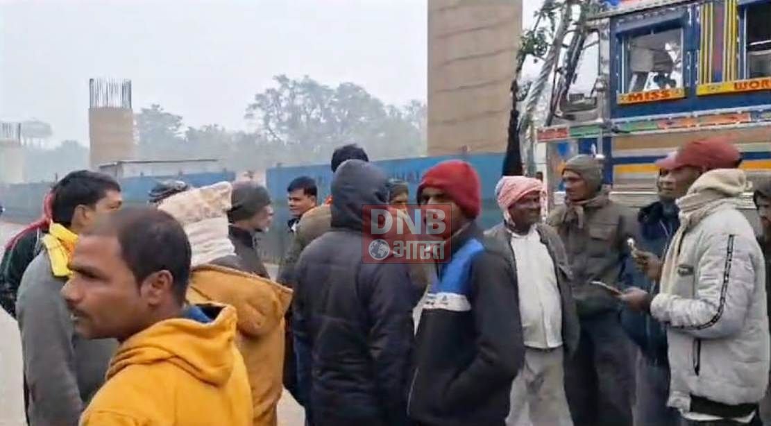हिट एंड रन कानून के खिलाफ बेगूसराय में वाहन चालकों ने सड़क जाम कर केंद्र सरकार के खिलाफ किया प्रदर्शन 2