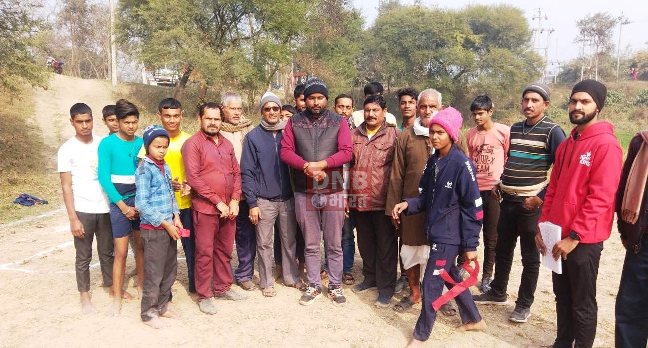 सिमरिया में शहीद दिनेश सिंह स्मृति पखवाड़ा के अंतर्गत दिनकर पुस्तकालय के तत्वावधान में खेलकूद प्रतियोगिता का आयोजन 3