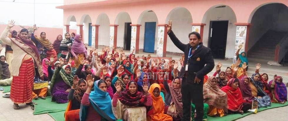 एमडीएम रसोईयों के मानदेय में वृद्धि करते हुए 10 के स्थान पर 12 माह का सम्मानजनक मानदेय भुगतान सरकार करे - मो शकील 4