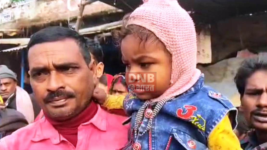 बेगूसराय में ई रिक्शा पलटने से एक व्यक्ति की दर्दनाक मौत,बाल बाल बचा मासुम 2