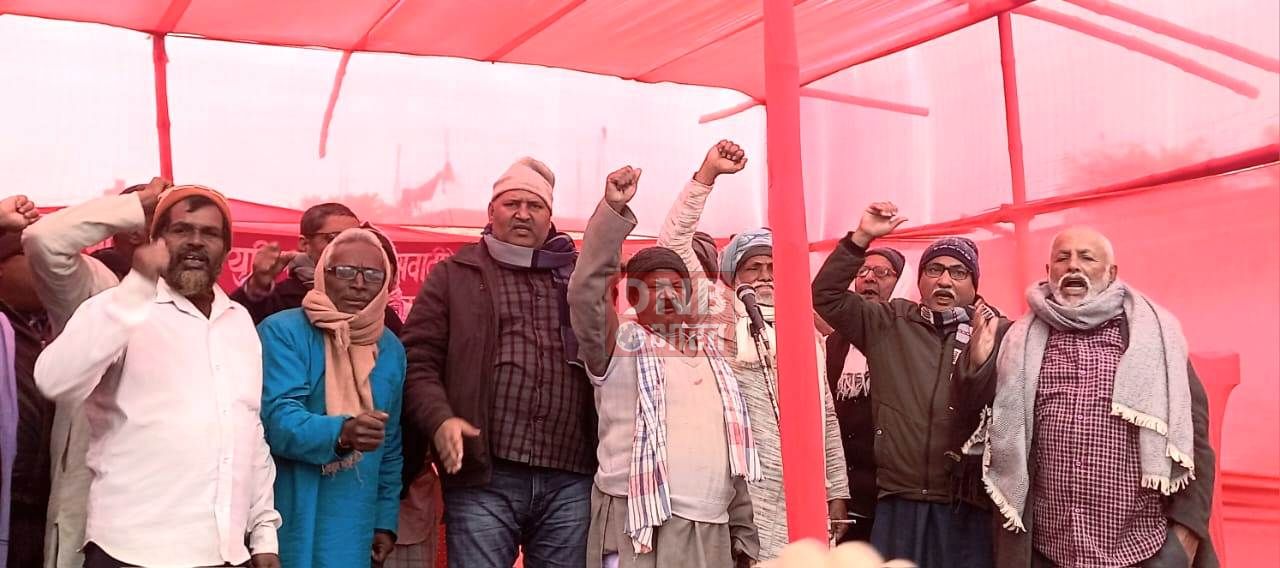 बछवाड़ा में शहीद पखवाड़े के अंतिम दिन कॉमरेड भासो कुंवर के श्रद्धांजलि सभा में कार्यकर्ताओ की उमड़ी भीड़ 3