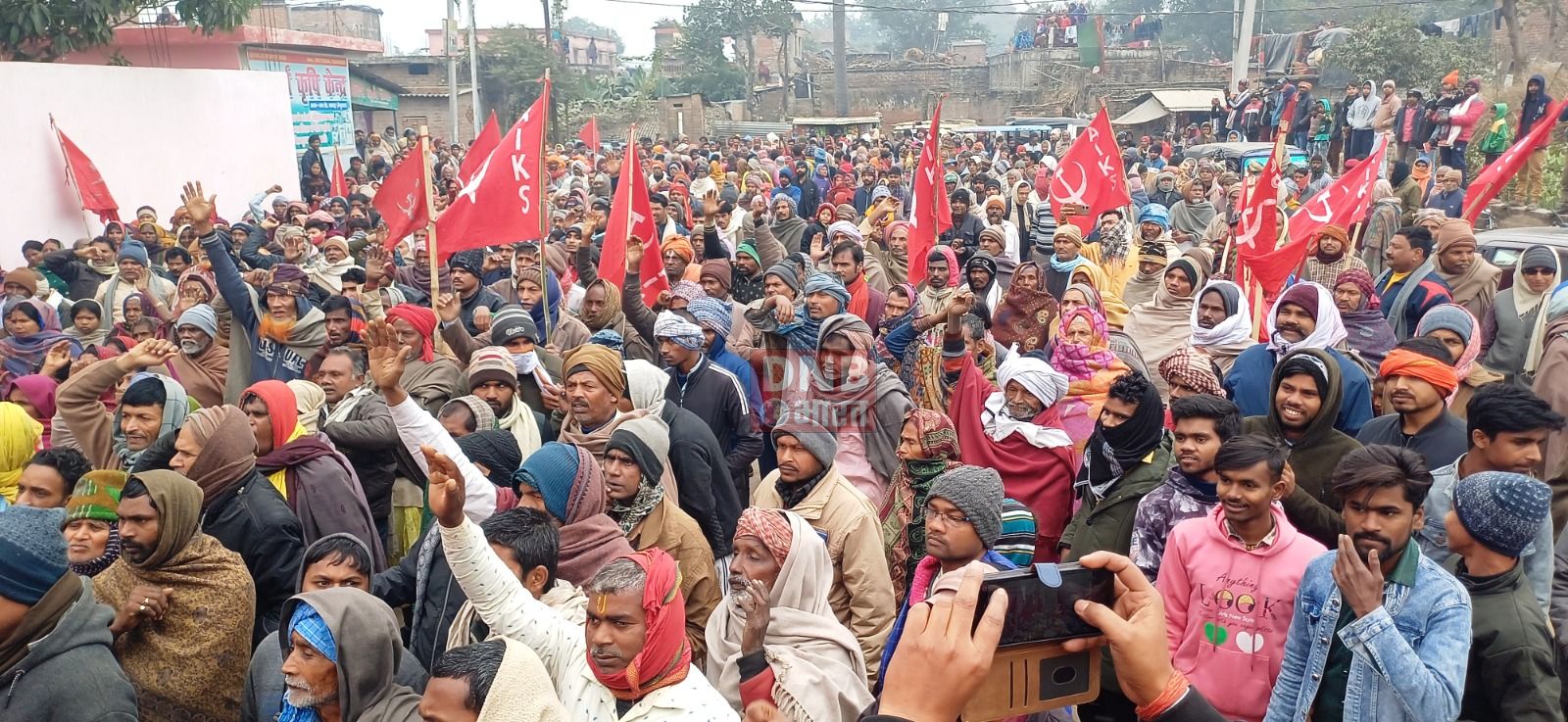 बछवाड़ा में शहीद पखवाड़े के अंतिम दिन कॉमरेड भासो कुंवर के श्रद्धांजलि सभा में कार्यकर्ताओ की उमड़ी भीड़ 4