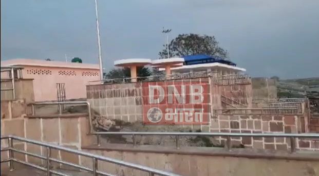 सिमरिया गंगा धाम पर नमामि गंगे योजना के तहत लगभग 400 फीट सीढ़ी घाट का लोकार्पण केंद्रीय मंत्री गिरिराज सिंह ने किया 3