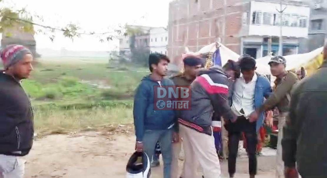 वाहन चेकिंग के दौरान पुलिस ने एक लोडेड देशी कट्टा के साथ बाइक पर सवार तीन युवक को किया गिरफ्तार 2