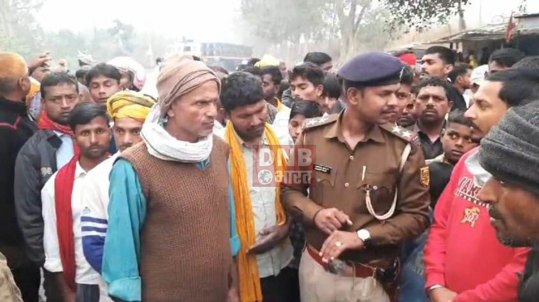 अज्ञात वाहन की चपेट में आने से बाइक सवार युवक की मौत,एक युवक की स्थिति नाजुक,अस्पताल में चल रहा इलाज 2