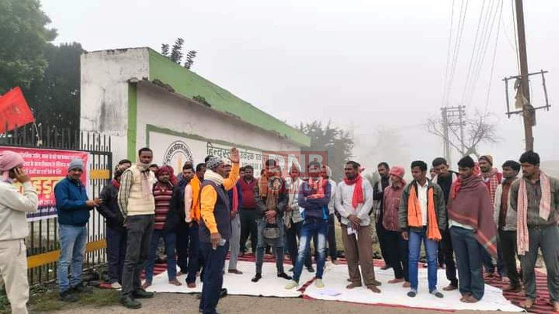 भारत की सरकार लोकतंत्र को खत्म करना चाह रही है- प्रह्लाद सिंह 3