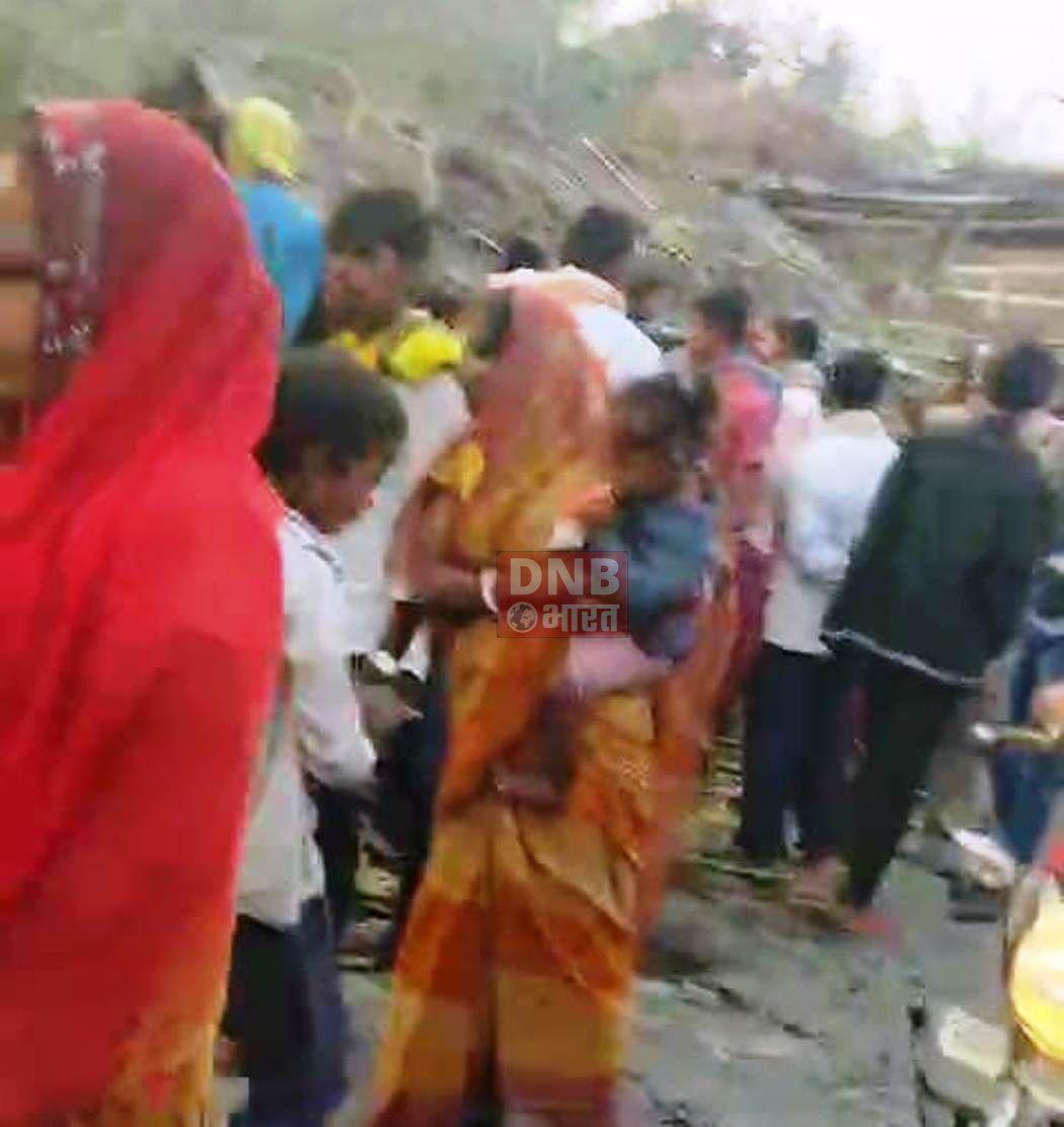 बेगूसराय में गन्ने से लदी ट्रैक्टर की ट्रोली पलटने से भाई बहन की दर्दनाक मौत,परिजनों में मचा कोहराम 3