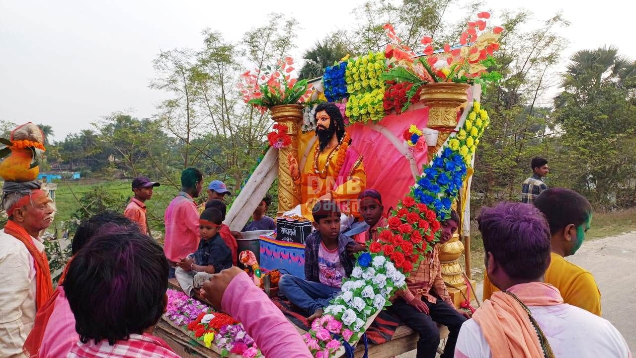 गाजे बाजे के साथ निकाली गई संत रविदास के प्रतिमा विसर्जन शोभा यात्रा 2