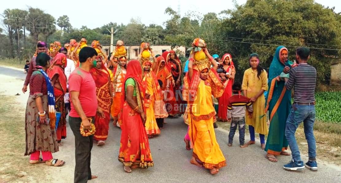 गाजे बाजे के साथ निकाली गई संत रविदास के प्रतिमा विसर्जन शोभा यात्रा 3