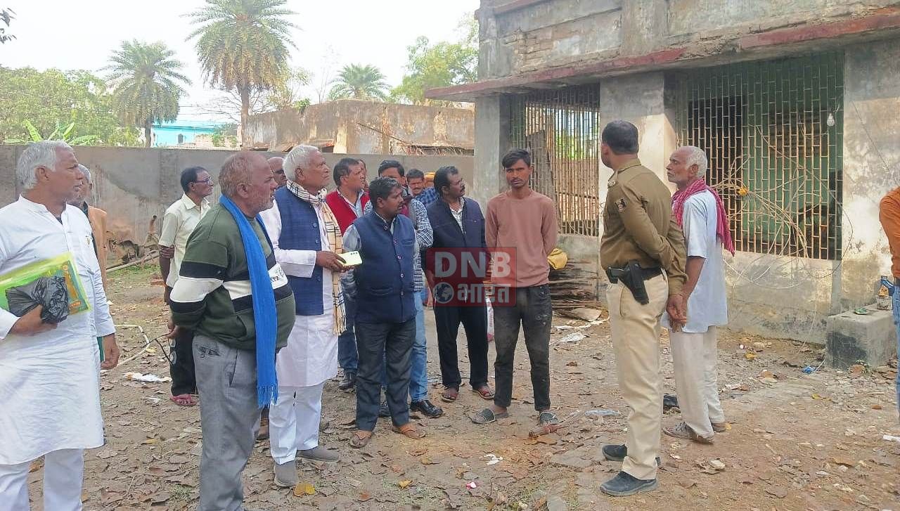डाक बंगला भवन के जीर्णोद्धार कार्य का विधायक ने किया निरीक्षण, घटिया निर्माण पर लगाई फटकार 3