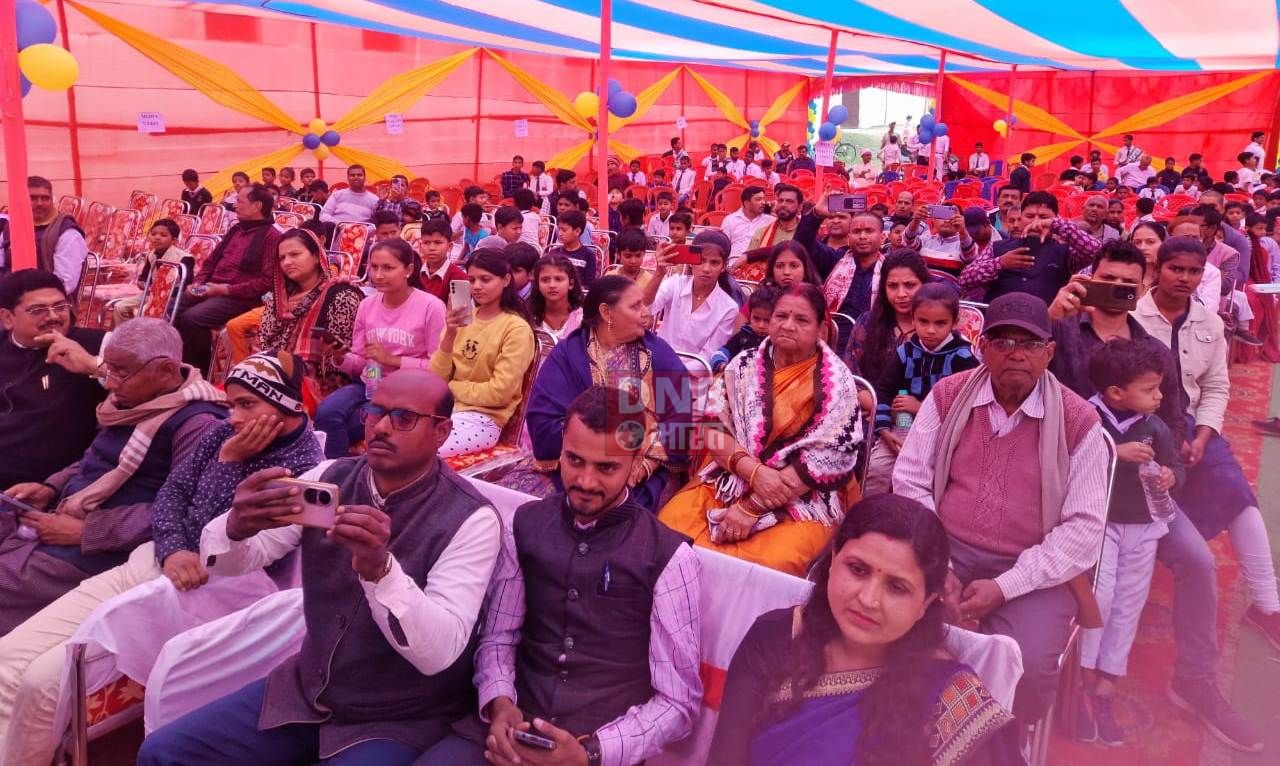 डीपीएस स्कूल तेघड़ा का 15 वाँ वार्षिकोत्सव धूम धाम से मनाया गया 3