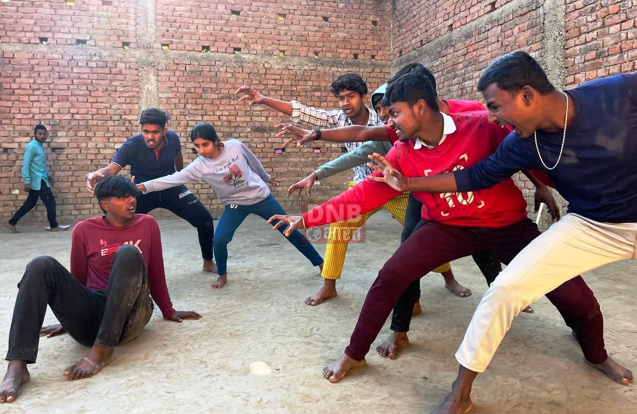 कला की समसामायिकता को बरकरार रखने के लिए बदलते समय और तकनीक के साथ रंगमंच को जोड़ना बहुत ज़रूरी है - ऋषिकेश कुमार 4