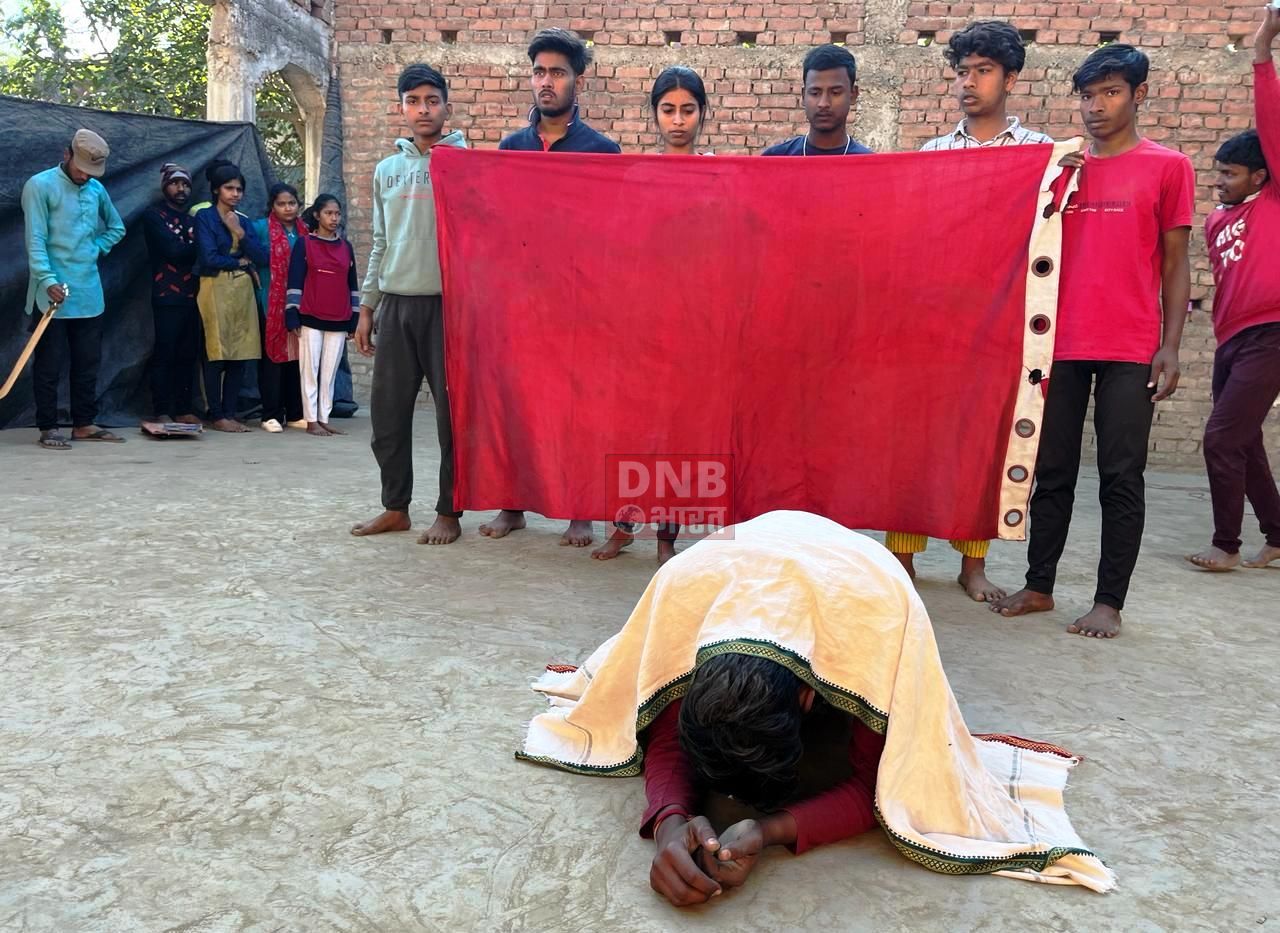 कला की समसामायिकता को बरकरार रखने के लिए बदलते समय और तकनीक के साथ रंगमंच को जोड़ना बहुत ज़रूरी है - ऋषिकेश कुमार 3