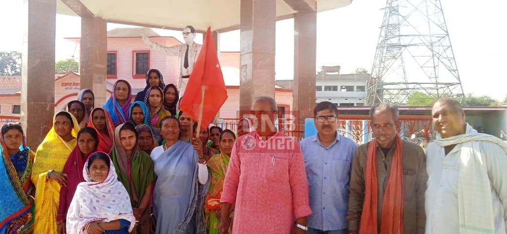 वर्तमान सरकार परियोजना कर्मचारी से लेकर संगठित और असंगठित कर्मचारियों को भी दो भागों में बांटने का काम किया है - प्रह्लाद सिंह 3