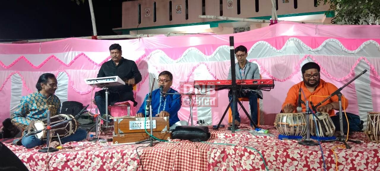 महाशिवरात्रि को लेकर बाबा भोलेनाथ की निकली गई भव्य एवं आकर्षक बाराती भूत,प्रेत ,पिचास, बेताल के साथ नाचते गाते रहे बाराती 2