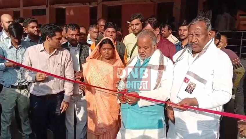 नालंदा: प्रोफेसर के द्वारा मंत्री को गले लगाने पर मंत्री श्रवण कुमार जमकर भड़के, कहा पढ़ाने आए हो या समधी मिलान करने 3