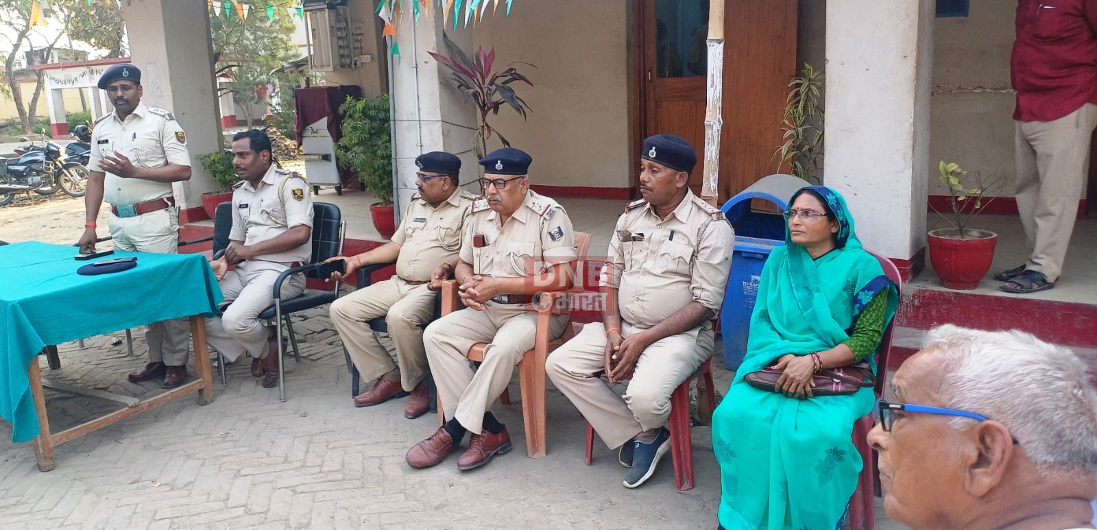 होली पर्व को लेकर बछवाड़ा थाना परिसर में शांति समिति की बैठक आयोजित 2