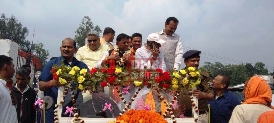 खेल मंत्री सुरेंद्र मेहता के बेगूसराय आगमन पर, केंद्रीय मंत्री, नगर विधायक सहित एनडीए कार्यकर्ताओं ने गर्मजोशी से किया स्वागत 5