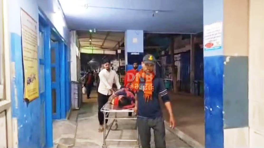 बेगूसराय में अनियंत्रित सवारी गाड़ी टैंकलोरी में मारी ठोकर, सवारी गाड़ी पर सवार आधा दर्जन यात्री जख्मी 3