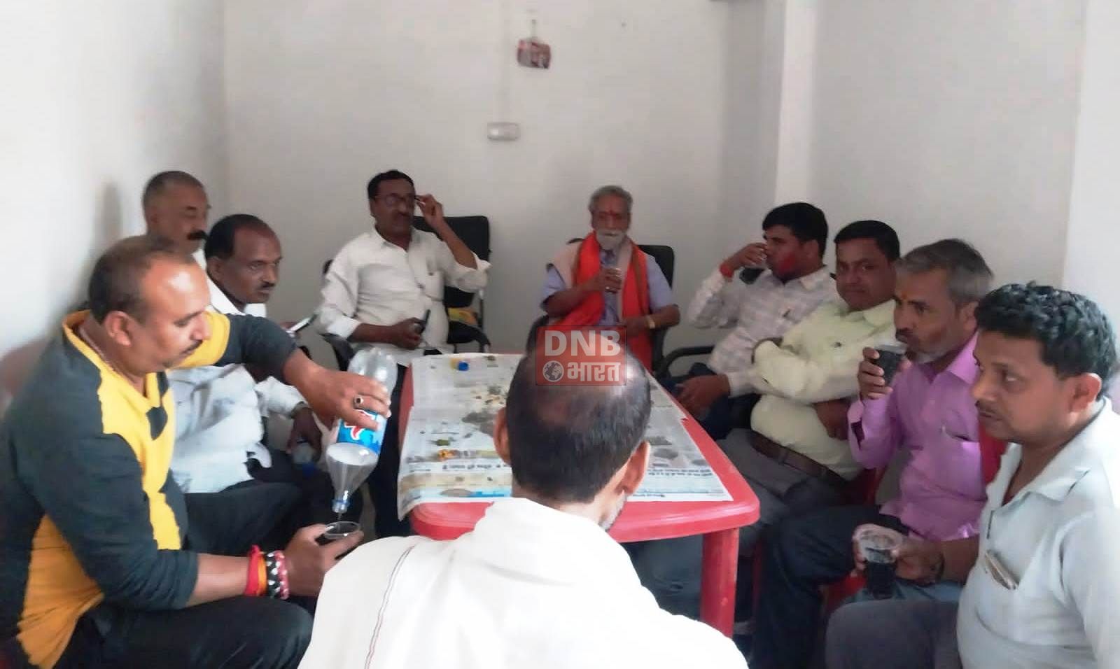 बरौनी पत्रकार संघ ने मनाया होली मिलन समारोह,पत्रकारों में हर्ष का माहौल 3