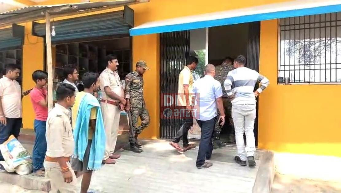 समस्तीपुर: बेखौफ अपराधियों ने पेट्रोल पंप कर्मी से चार लाख रुपये की लूट की घटना को अंजाम देकर हुआ फरार 2