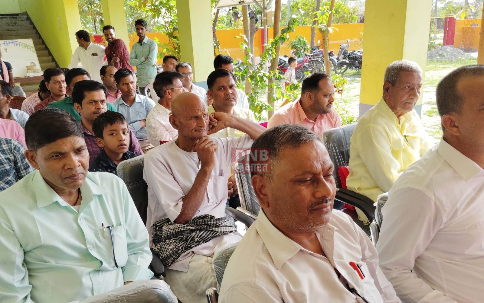 हर दिल अजीज थे अनुसेवक राम नारायण आएंगे हमेशा याद, परियोजना बालिका प्लस टू विद्यालय मेघौल में विदाई सह सम्मान समारोह का आयोजन 3