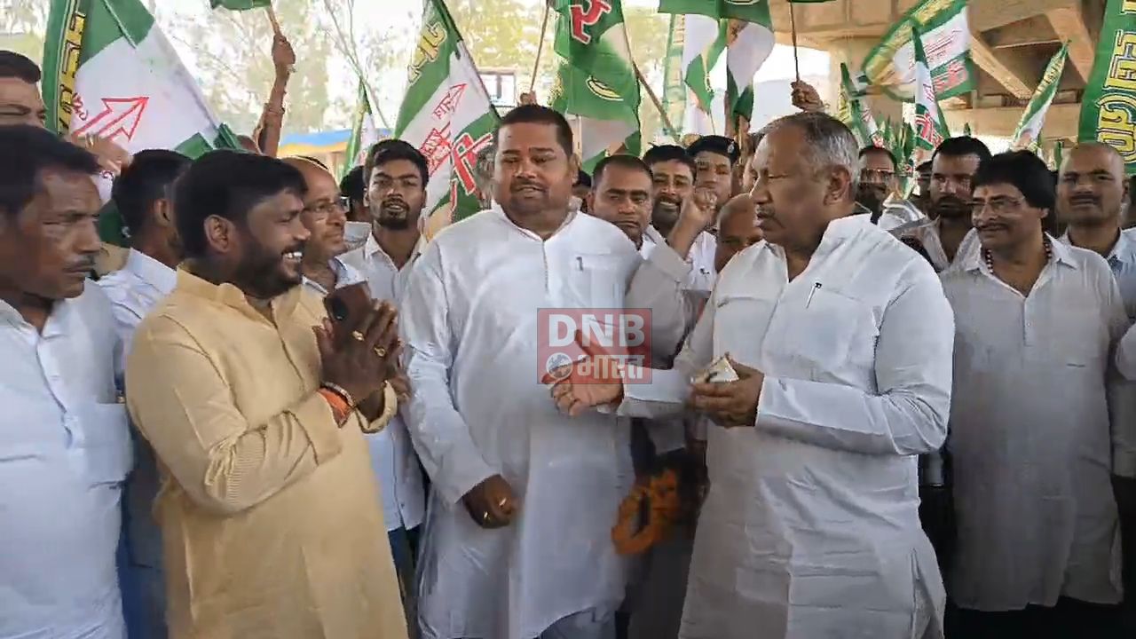 नीतीश कुमार पहुंचे नालंदा, एनडीए कार्यकर्ताओ ने पुष्प वर्षा कर किया भव्य स्वागत 2