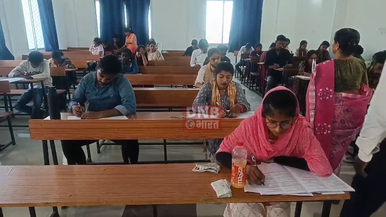समस्तीपुर: एस०के० मंडल ग्रुप ऑफ इन्स्टीच्यूशन्स पटना के द्वारा राष्ट्रीय छात्रवृत्ति प्रवेश परीक्षा-2024 का हुआ आयोजन, हजारो की संख्या में छात्र*छात्राएं इस प्रवेश परीक्षा में हुए सम्मिलित  4