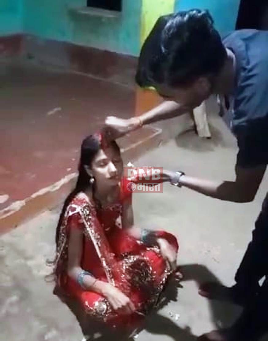 खगड़िया जिला के खीराडीह गांव के ब्युटी हत्याकांड मामले पर पुलिसिया पहल से नाराज़ परिजन लगा रहे है थाना का चक्कर,नहीं मिल रही है न्याय 2