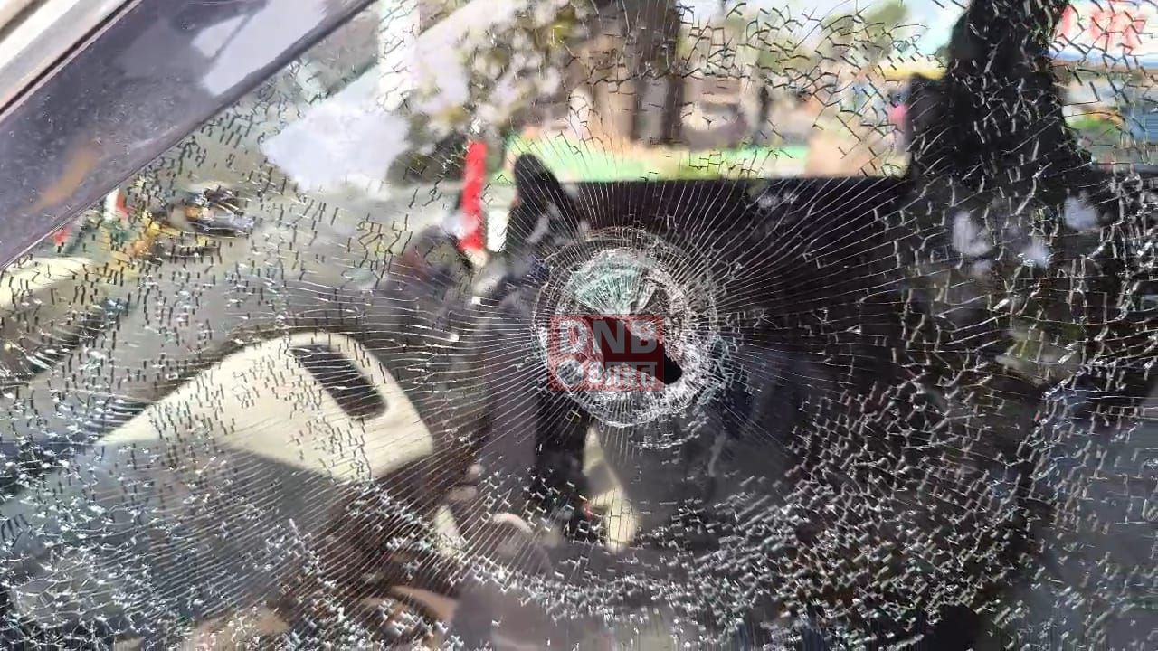 नालंदा: मई पंचायत के मुखिया प्रतिनिधि सह बीजेपी ग्रामीण मंडल अध्यक्ष सोनू मुखिया पर अज्ञात बदमाशो ने किया जानलेवा हमला, गोली गाड़ी के कांच को तोड़ा, बाल बाल बचे बीजेपी नेता 2