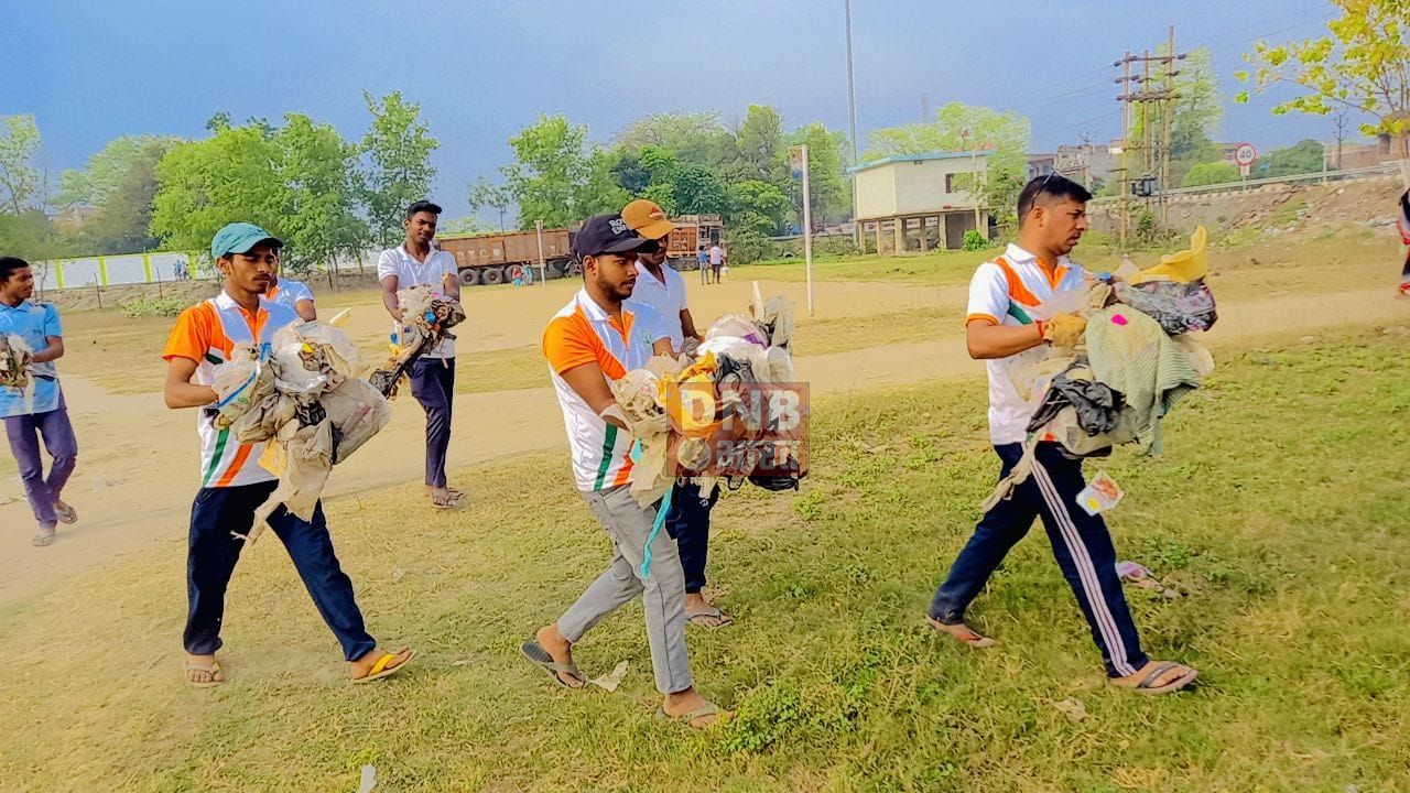495 वें रविवार को साइकिल पे संडे अभियान के तहत चलाया गया साफ सफाई अभियान, आकाश गंगा रंग चौपाल एसोसिएशन बरौनी की पहल 2