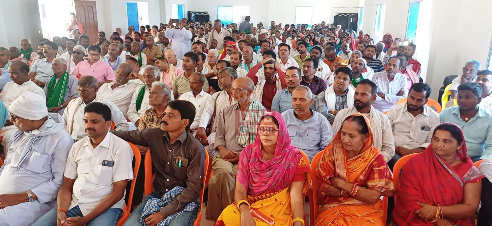 महागठबंधन ने ऐसे धरतीपुत्र को अपना उम्मीदवार बनाया है जो दियारे के धरती में जन्म लेकर और दिन रात गरीबों के सेवा में लगा रहता है – शत्रुघन प्रसाद सिंह   6