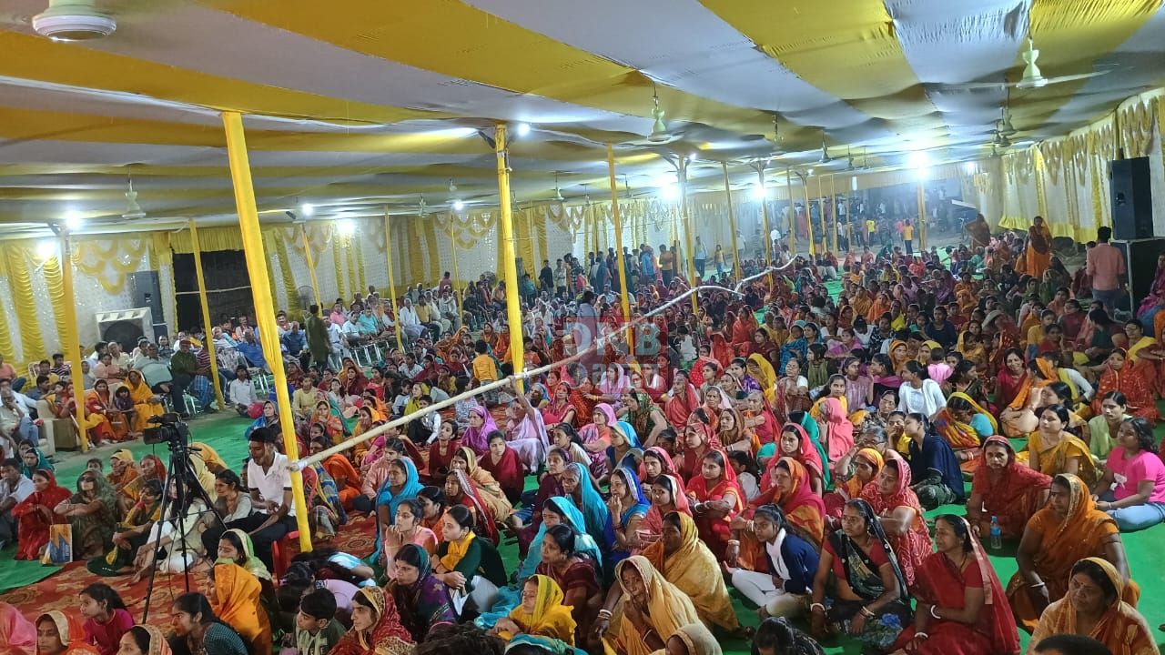 श्रीमद्भागवत कथा के दूसरे दिन भगवान के 24 अवतारों का वर्णन सुन भावुक हुए श्रद्धालु 3