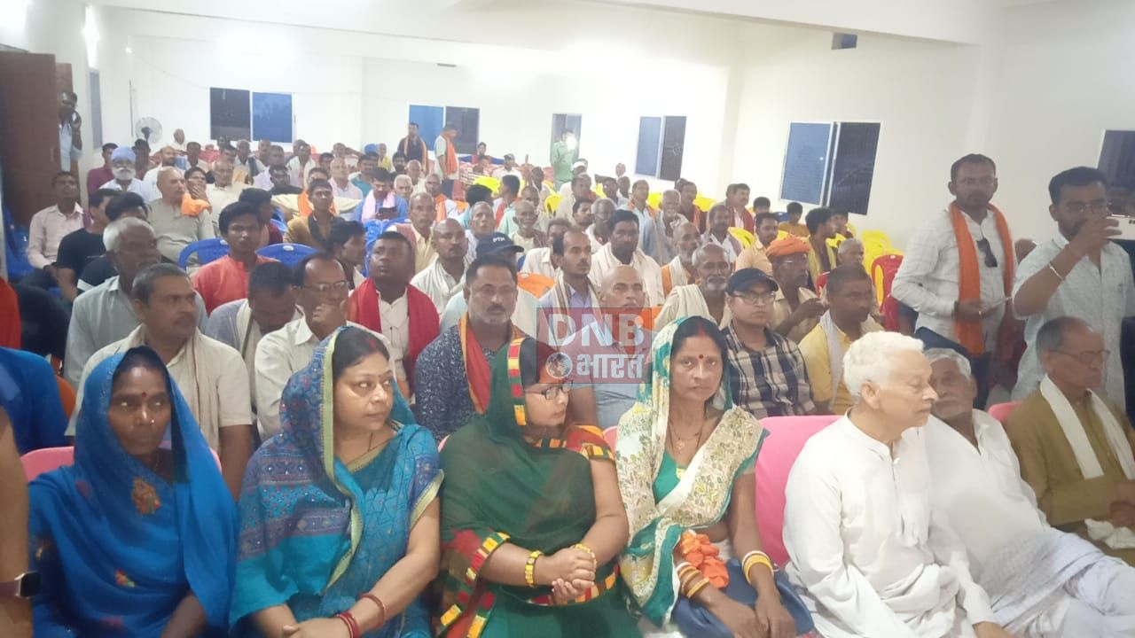 बछवाड़ा में राजग कार्यकर्ताओं की बैठक आयोजित, 19 अप्रैल राजग गठबंधन के प्रत्याशी गिरिराज सिंह के नामांकन में अधिक से अधिक संख्या में चलने की अपील 6