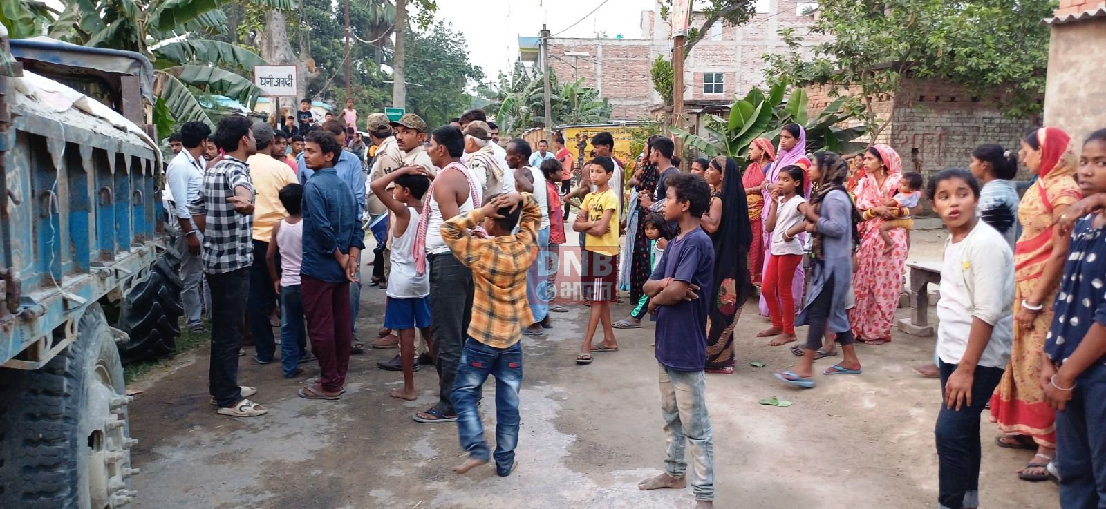 बछवाड़ा के एनएच 28 पर ट्रेक्टर की ठोकर से बाइक सवार एक युवक की मौत 2
